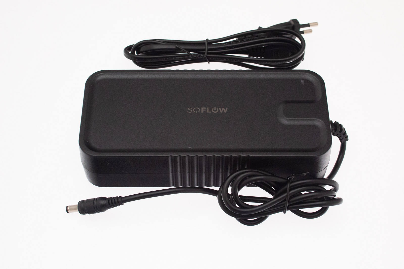 SOFLOW Netzteil / Ladegerät 54,6V / 2A / 109,2W SO4 PRO GEN 2 (Original) SOFLOW Netzteil / Ladegerät 54,6V / 2A / 109,2W SO4 PRO GEN 2 (Original)