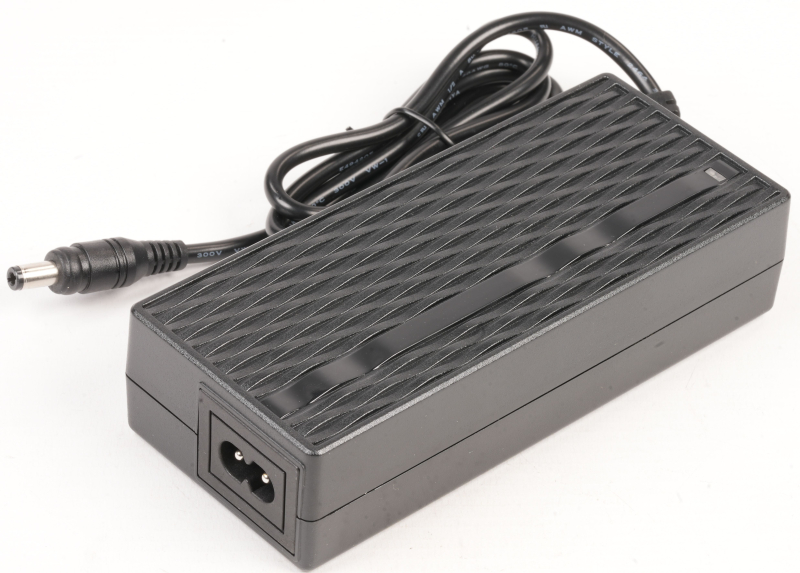 EGRET Netzteil / Ladegerät 2A xR1 (Original)