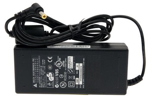 PackardBell Netzteil / AC Adapter 19V / 4,74A / 90W ohne Netzstecker EasyNote S5 Serie (Original) PackardBell Netzteil / AC Adapter 19V / 4,74A / 90W ohne Netzstecker EasyNote S5 Serie (Original)