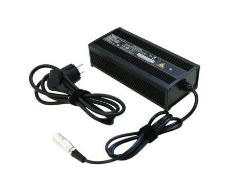 EGRET Schnellade Netzteil 48V 5A X+ (Original) EGRET Schnellade Netzteil 48V 5A X+ (Original)